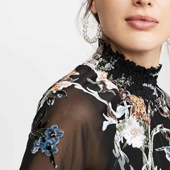 Yumi Kim Lexington Ave Blouse in Timeless Velvet Burnout Size Small - Picture 5 of 12